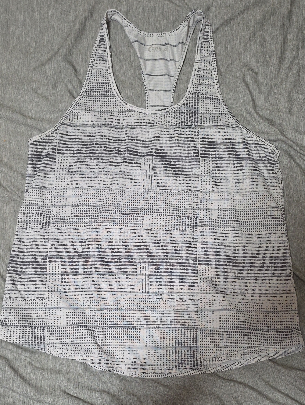 Zyia Havana Women’s Racerback Printed Tank Top - White & Black